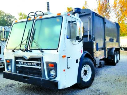 listing_12993rd-row-2nd-picture-2008-Mack-Updated-